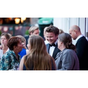 Etiquette van het gastheerschap, veel meer dan een act bediening inhuren